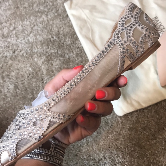 Brand new Badgley Mischka flats - Picture 4 of 4